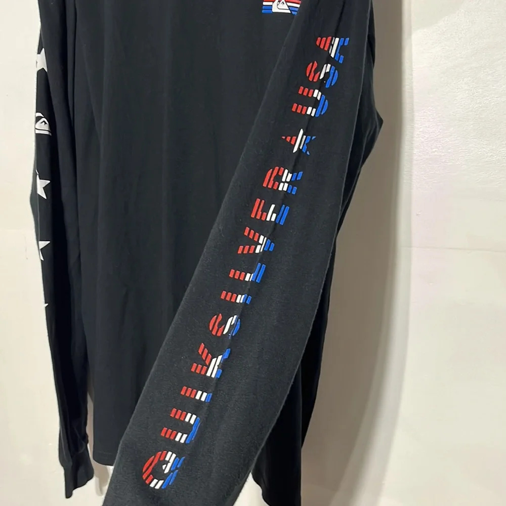 Quicksilver Men’s Black Red White Blue Stars Long Sleeve Shirt Size XXL - Picture 3 of 7